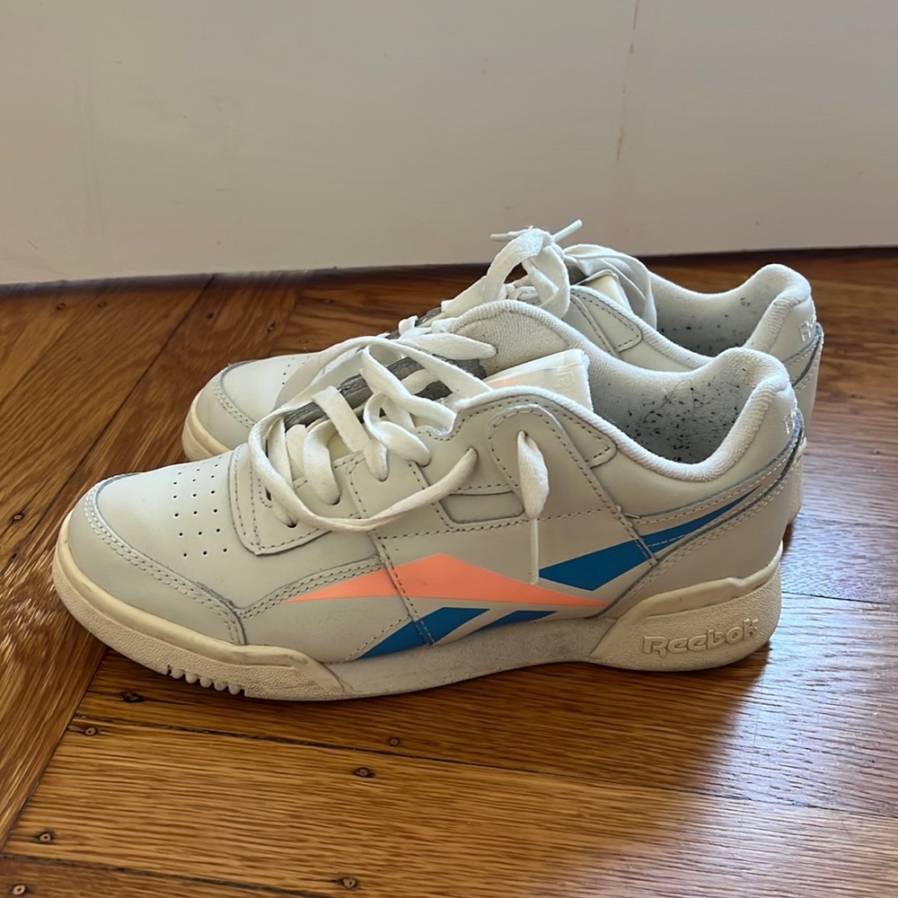 Reebok Womens Workout Lo Plus Sneakers